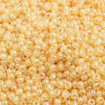 Czech Seed Bead 10/0 Pearl Ivory Strung Half Hank