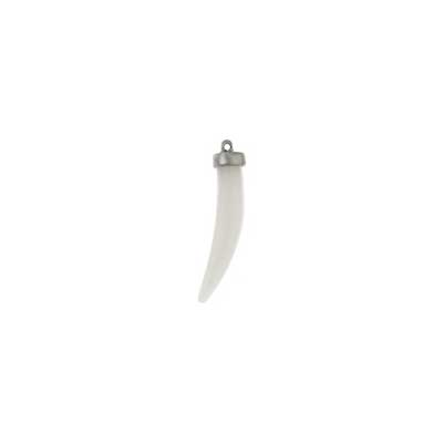 MOP Pendant 7x38mm Mother of Pearl Horn Pend. Pew